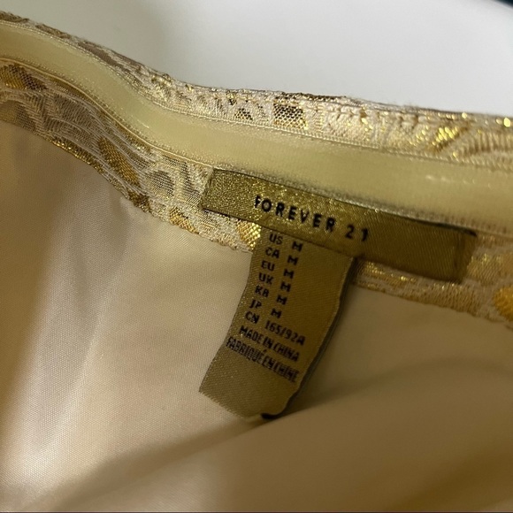 𝅺⭐️ 3/$25 ⭐️Forever 21 Gold Strapless Dress With a Bow Size M - Picture 8 of 10